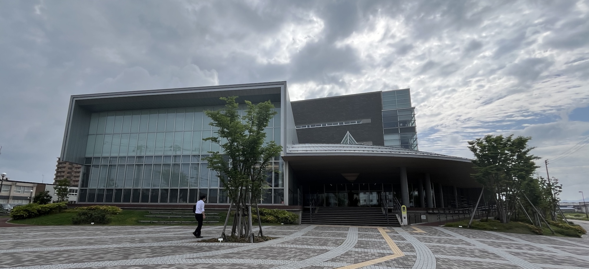 柏崎市役所は次世代自動車事業を目指す市内企業向けに1件あたり最大1500万円の補助金を打ち出した